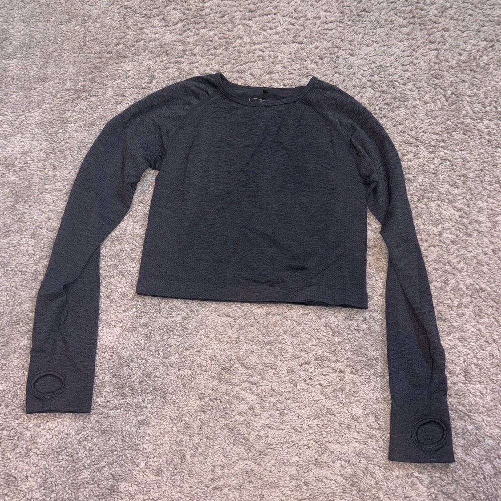 Women's Black Long Sleeve Workout Croptop